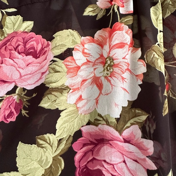 Kut from the kloth button up sheer floral blouse. - Picture 4 of 8